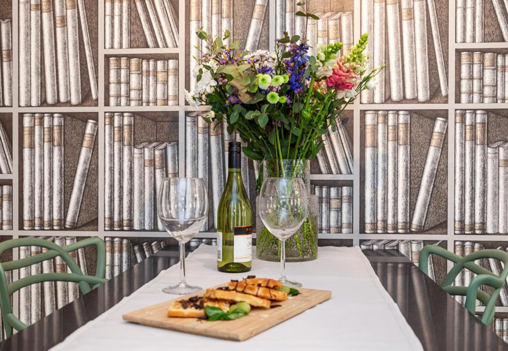 Oomph Wroclaw Deluxe Apt Ruska Apartment Ngoại thất bức ảnh