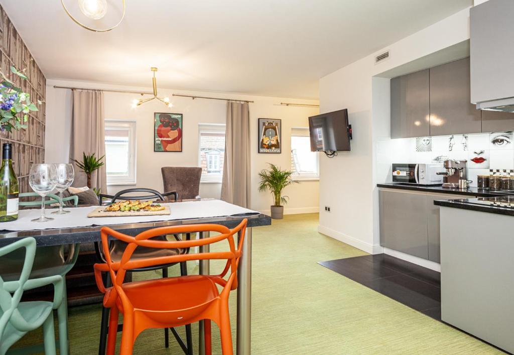 Oomph Wroclaw Deluxe Apt Ruska Apartment Ngoại thất bức ảnh