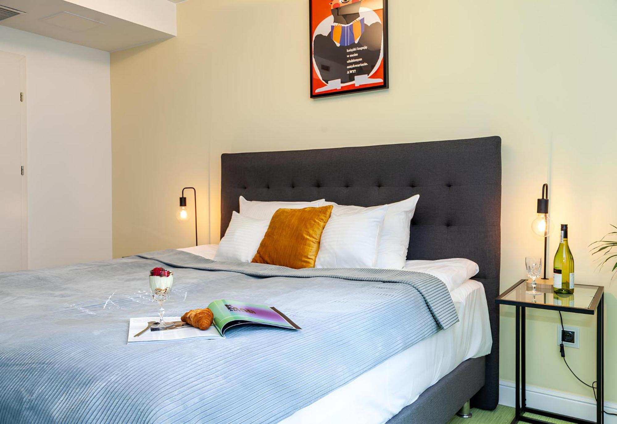 Oomph Wroclaw Deluxe Apt Ruska Apartment Ngoại thất bức ảnh