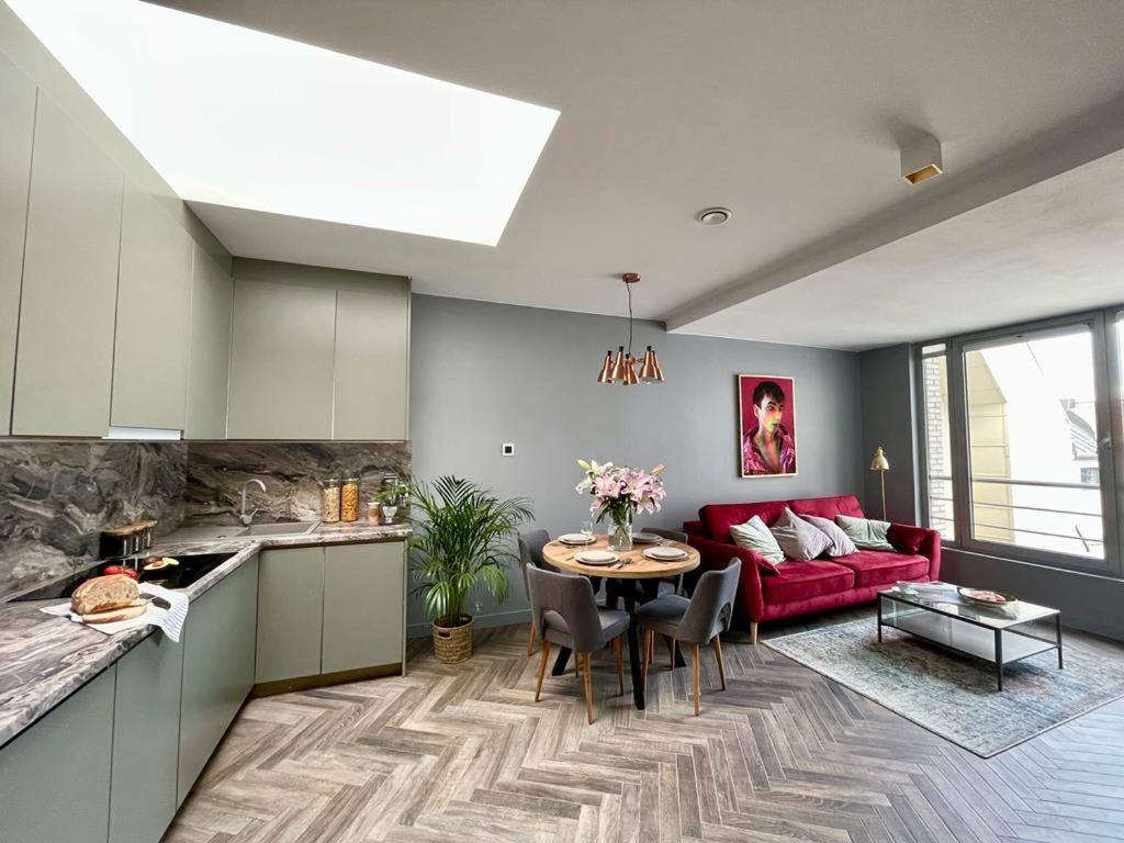 Oomph Wroclaw Deluxe Apt Ruska Apartment Ngoại thất bức ảnh